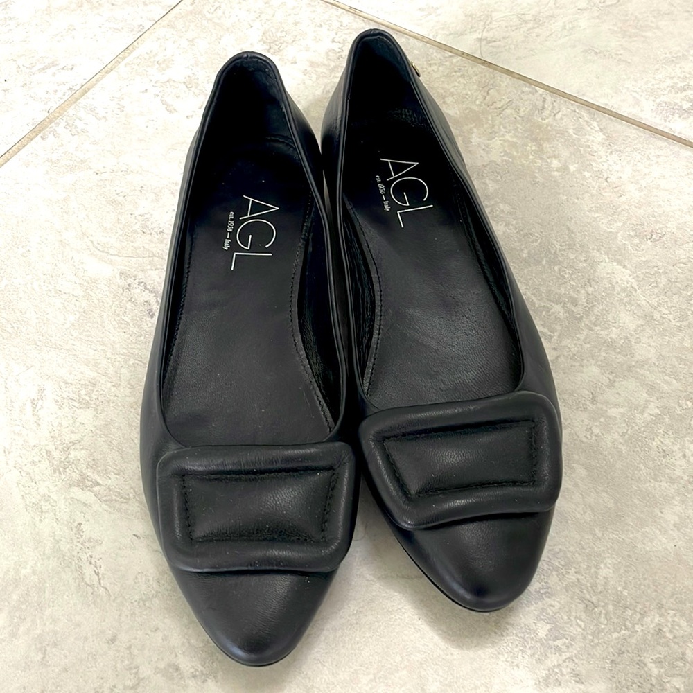 Nearly new AGL flats size 37 black pointed toe shoes.